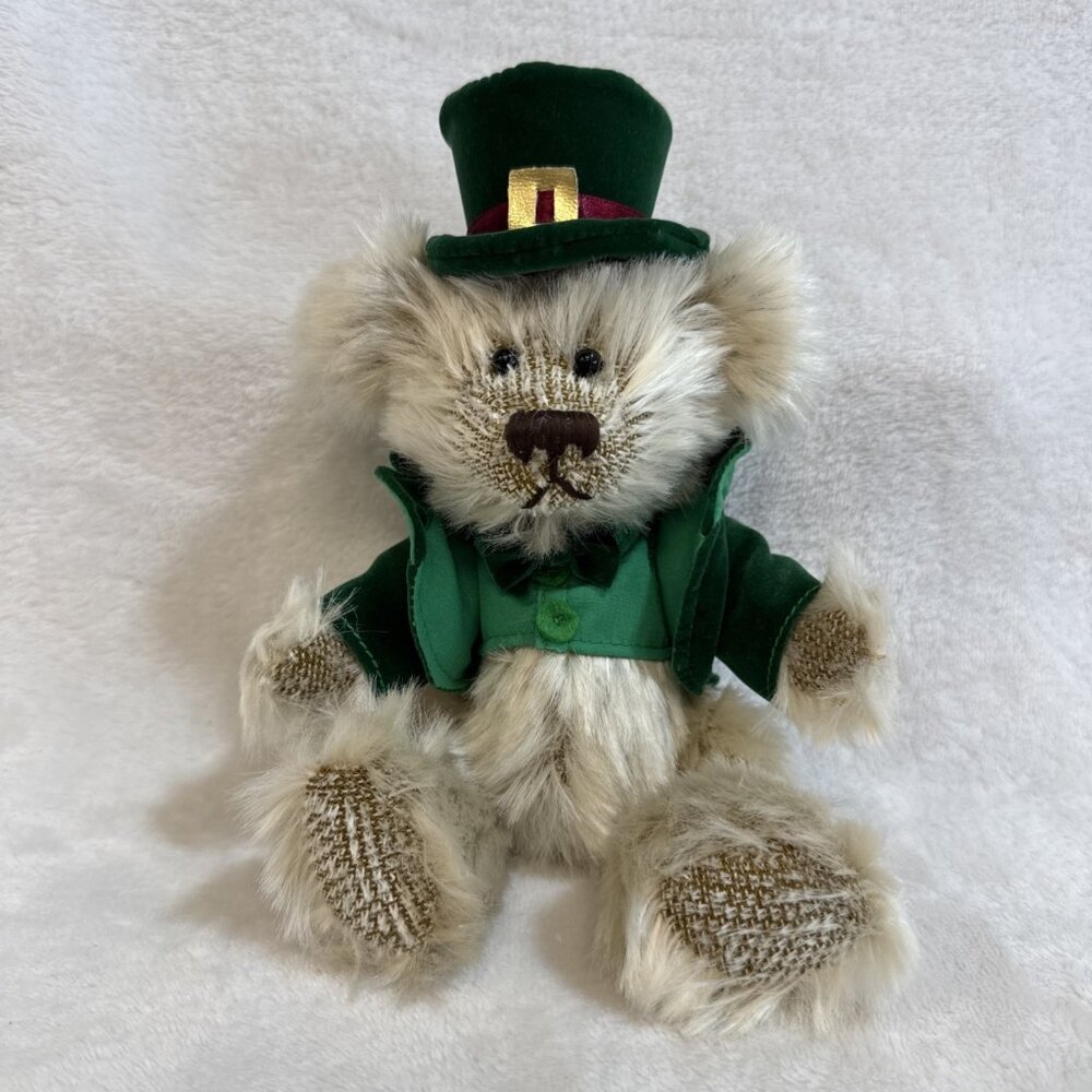 2001 IRISH ST. PATRICK'S DAY Plush Stuffed Bear Toy Top Hat Vest  T.L. Toys 9"‎